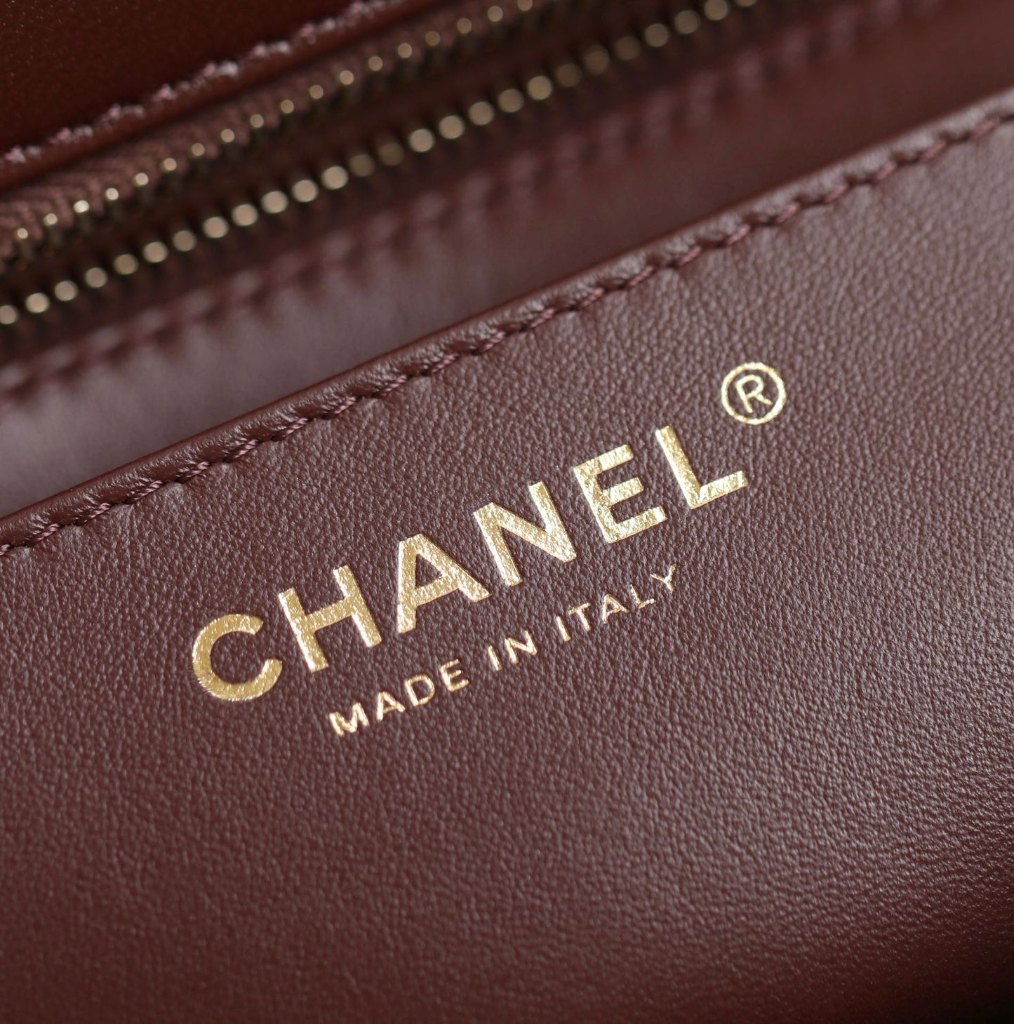 Chan New24k Chain flap bag