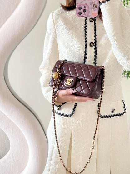 Chan New24k Chain flap bag