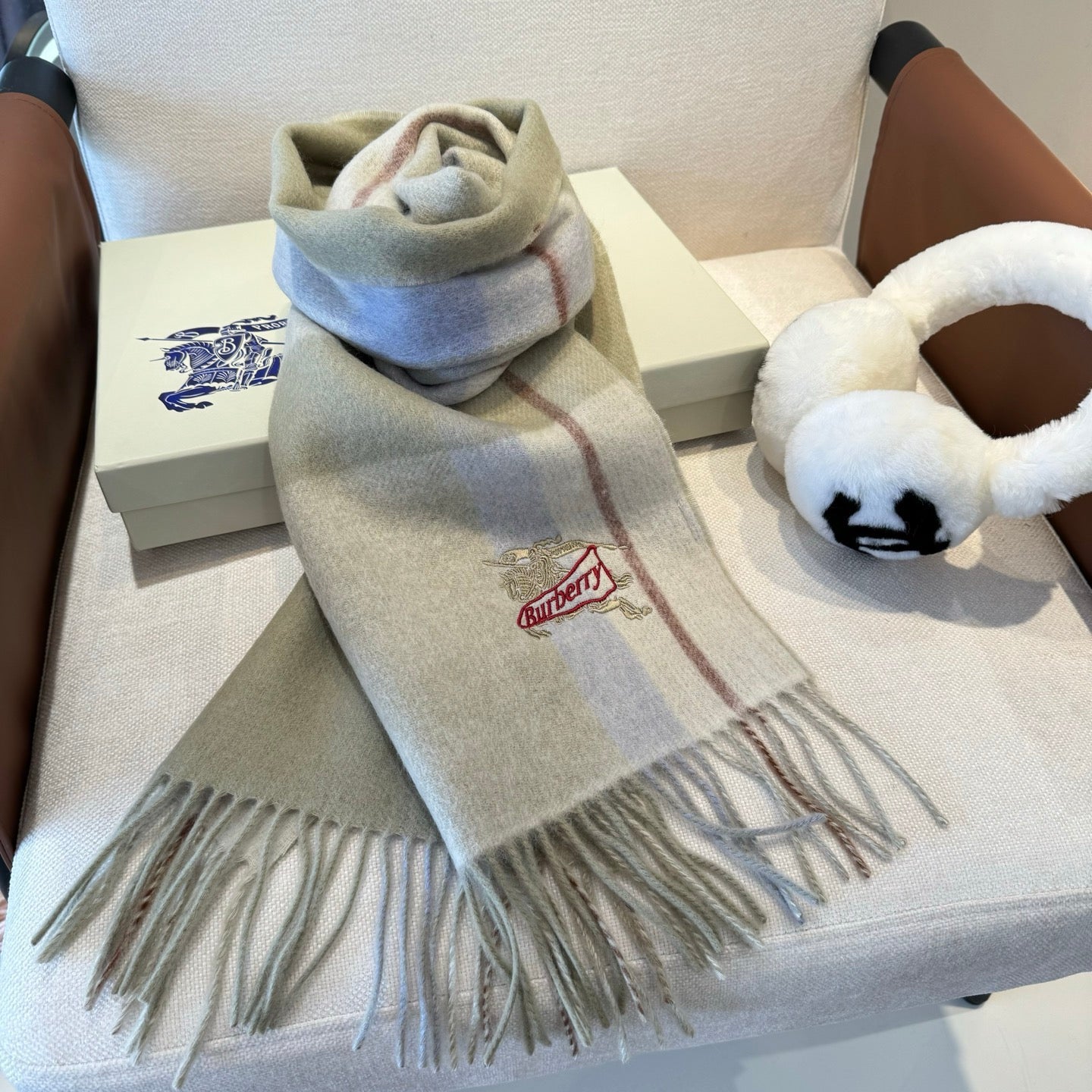 Bur new scarf