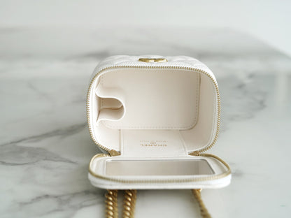 Chan New 23p box bag