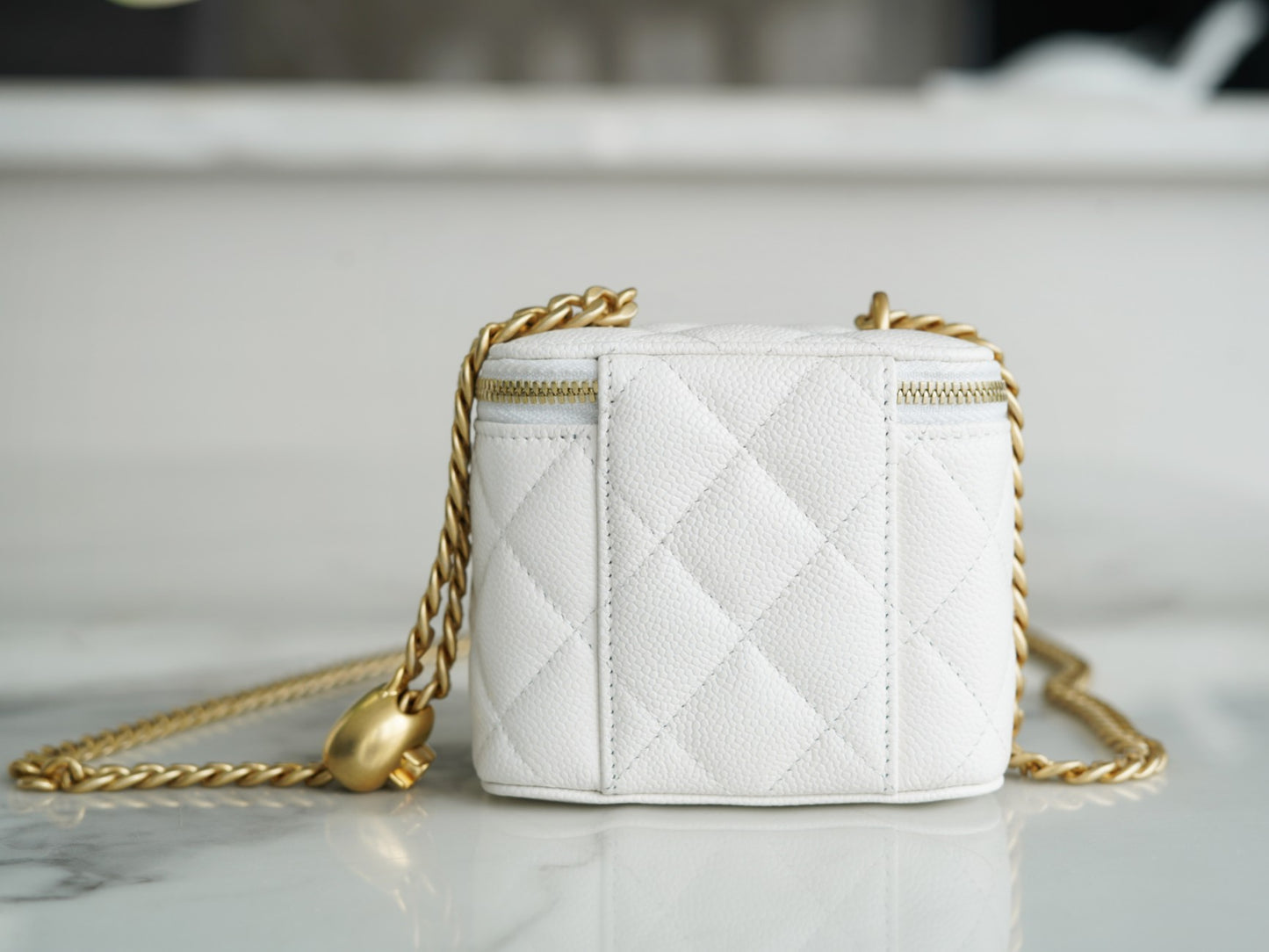 Chan New 23p box bag