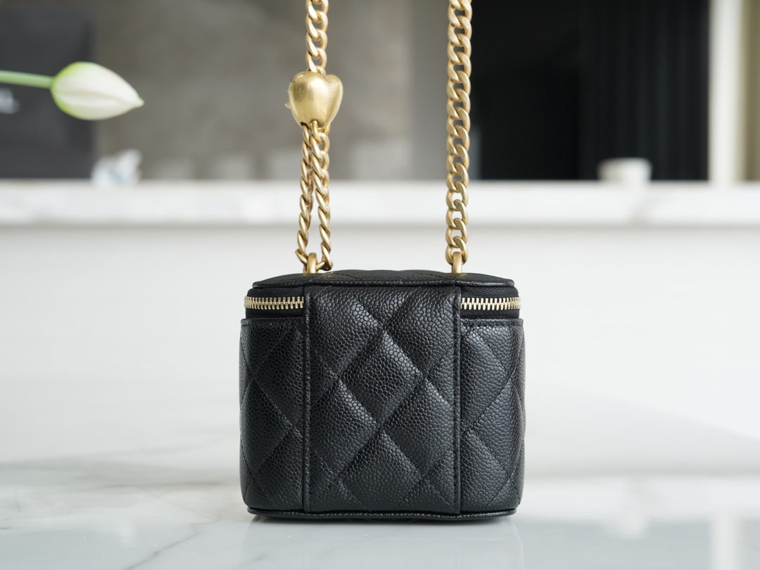 Chan New 23p box bag