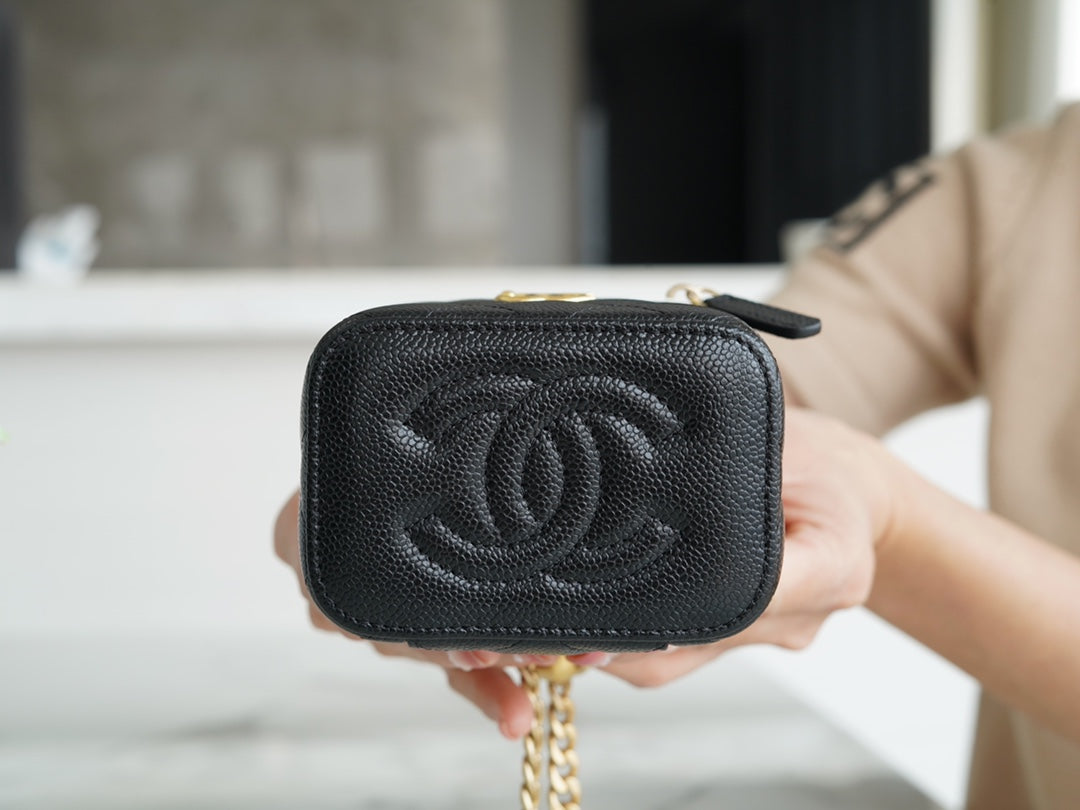 Chan New 23p box bag