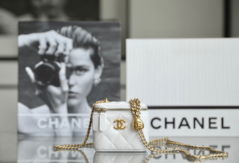 Chan New 23p box bag