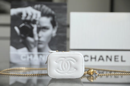 Chan New 23p box bag