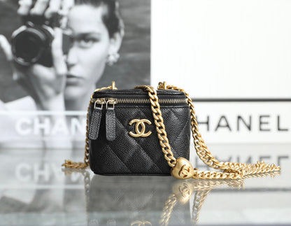 Chan New 23p box bag