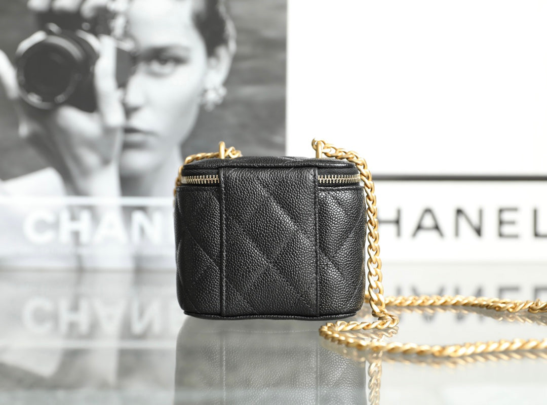 Chan New 23p box bag