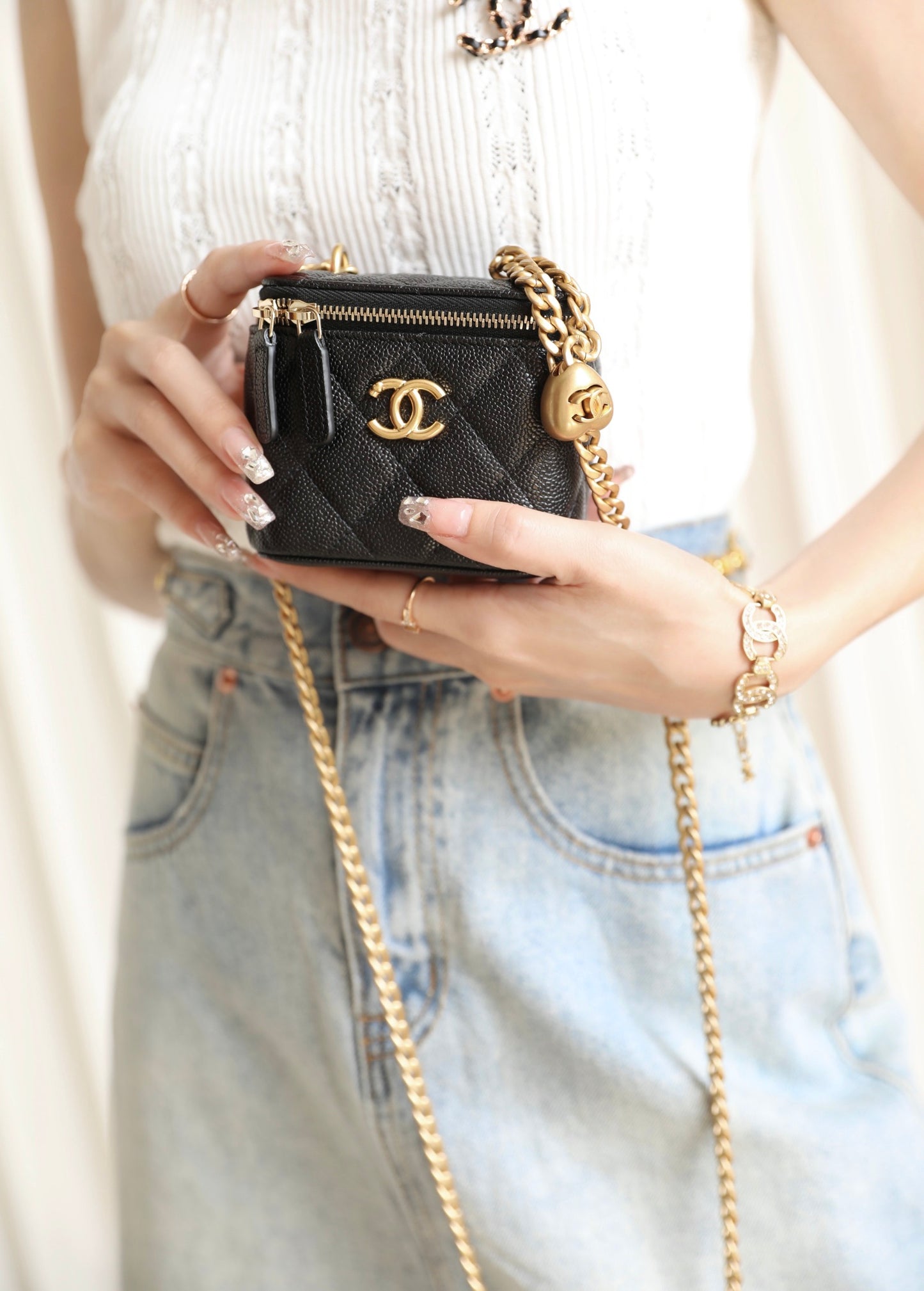 Chan New 23p box bag