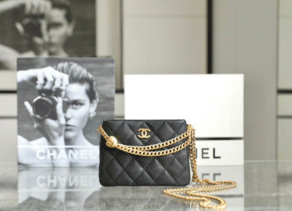 Chan New 23p Heart-shaped HoBo bag