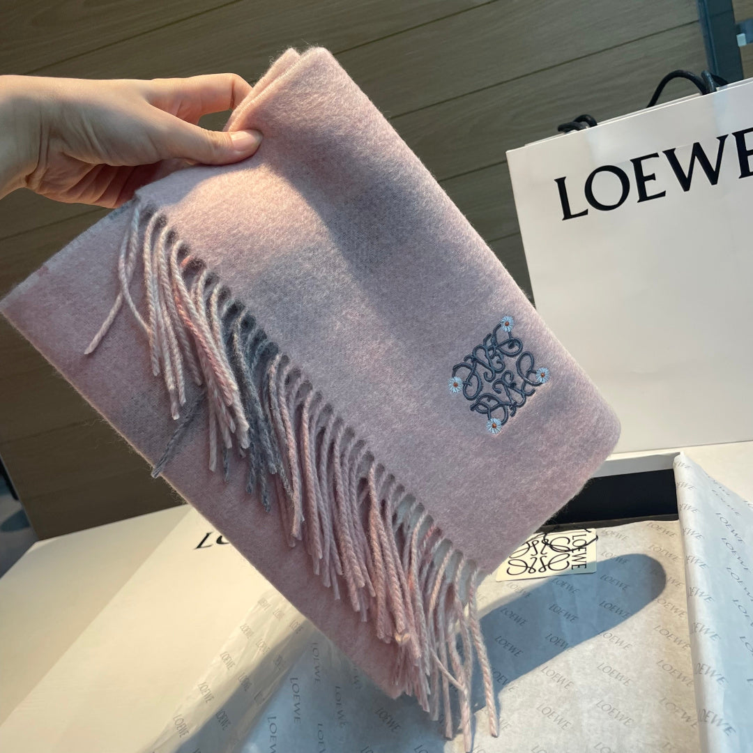 Loew new scarf