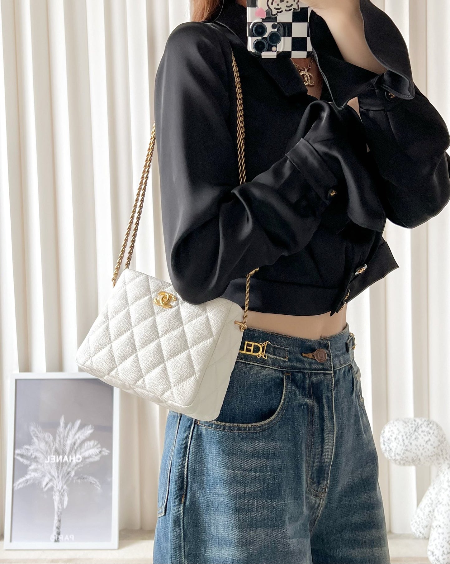 Chan New 23p Heart-shaped HoBo bag