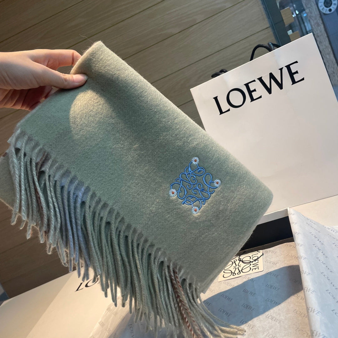 Loew new scarf