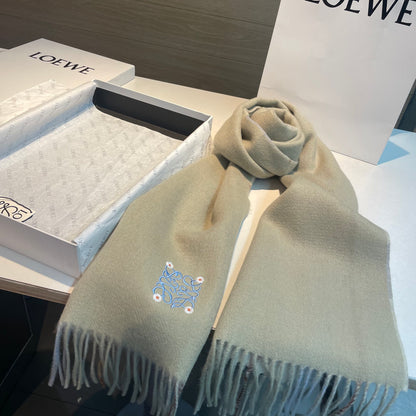 Loew new scarf