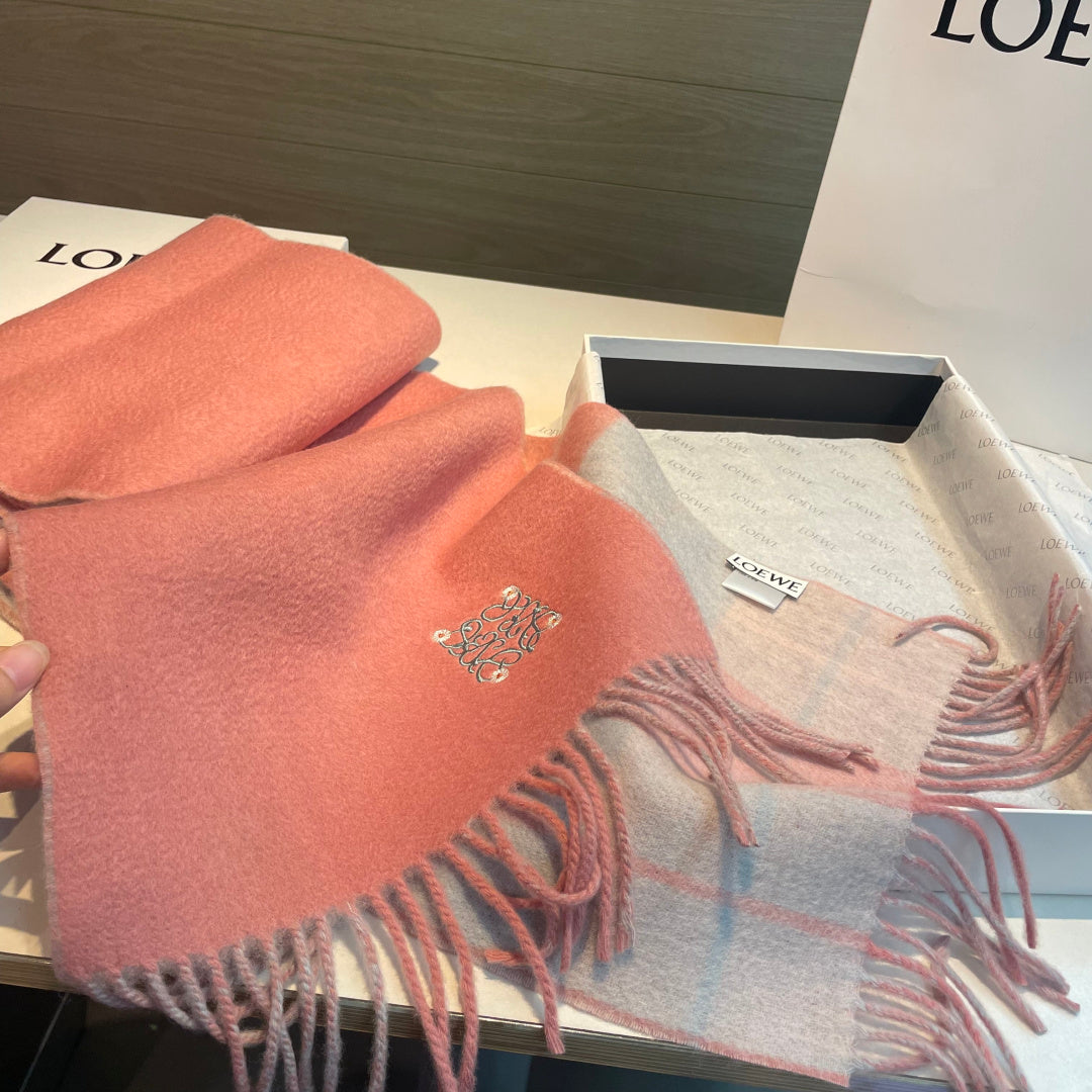 Loew new scarf