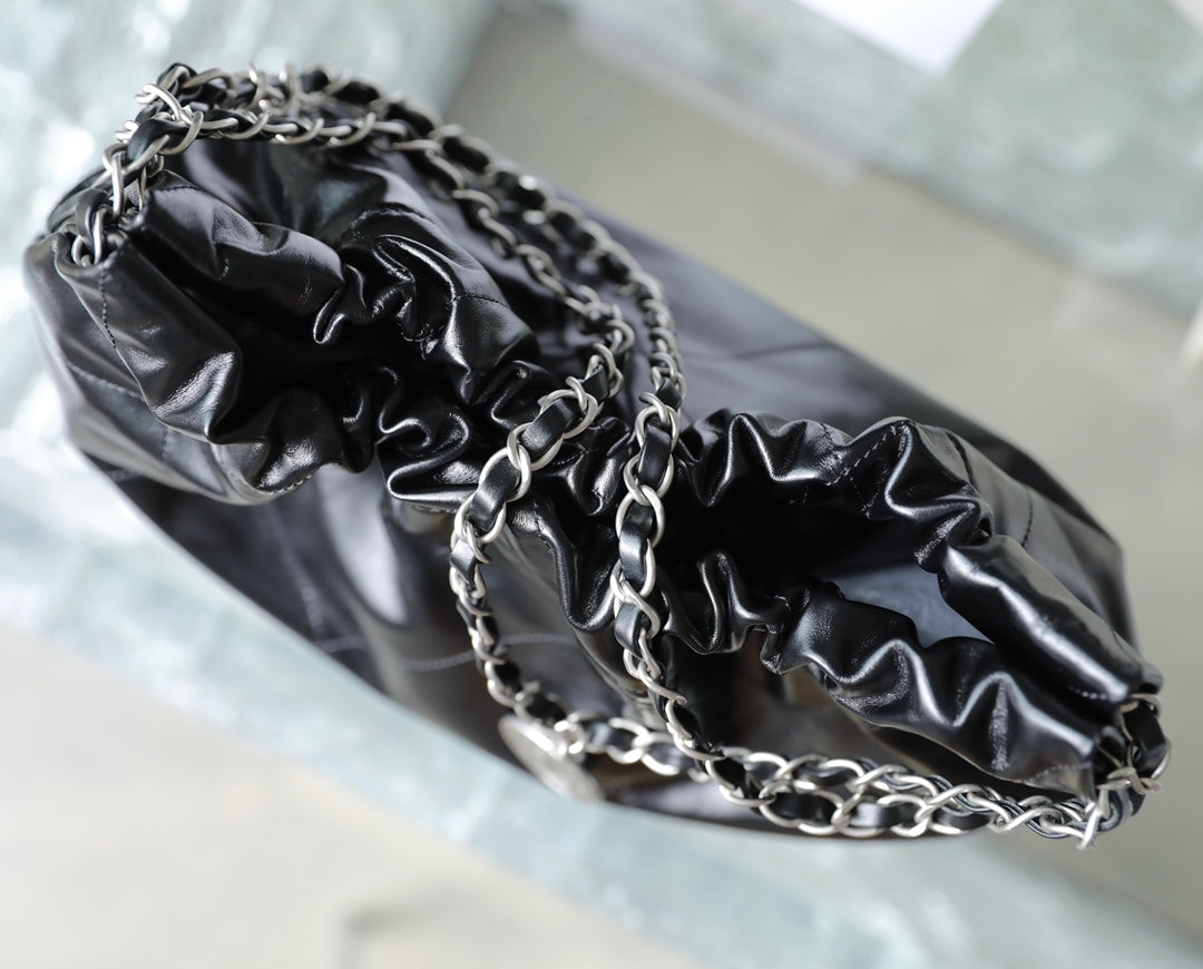 Chan New 22bag medium tote bag