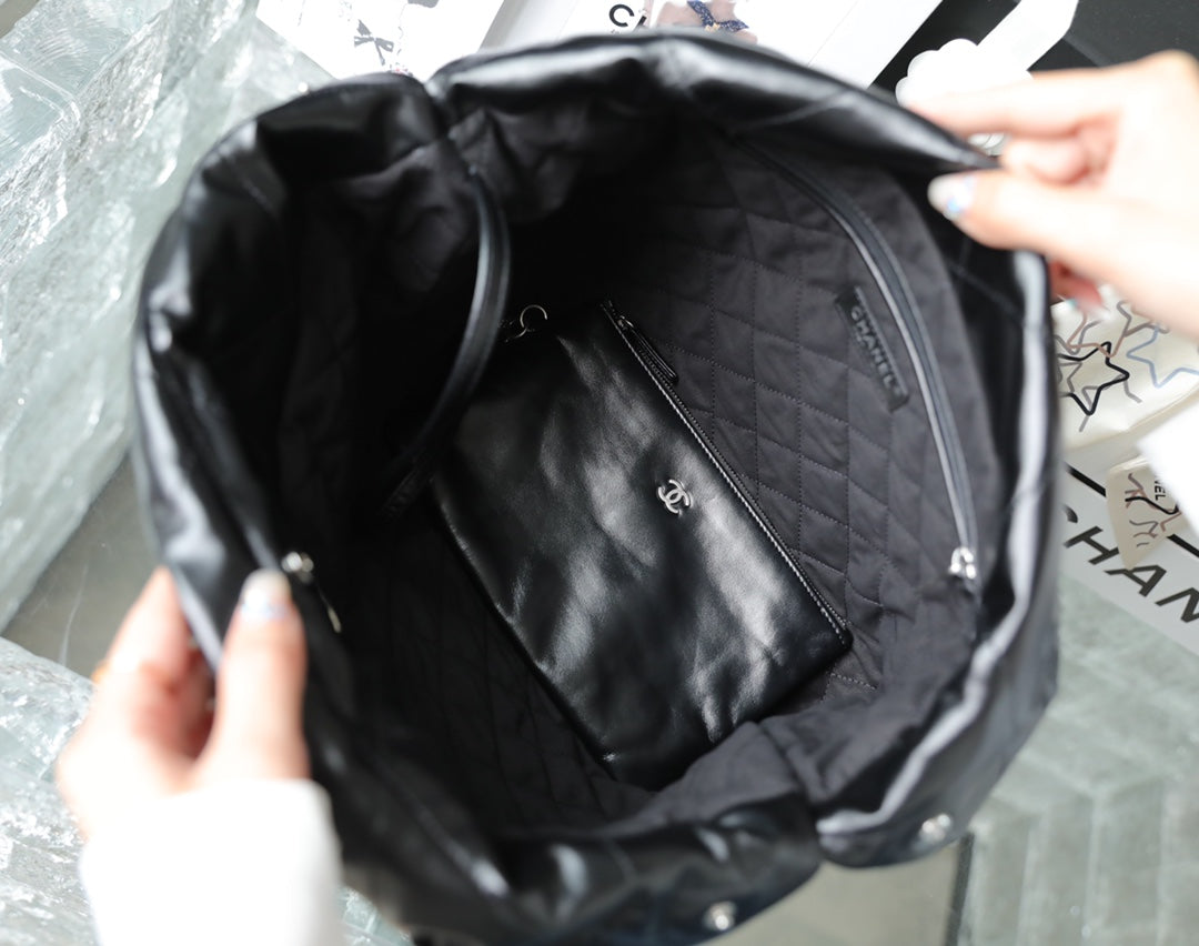 Chan New 22bag medium tote bag