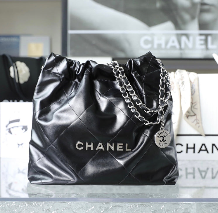 Chan New 22bag medium tote bag