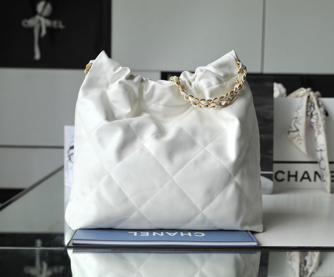 Chan New 22bag medium tote bag