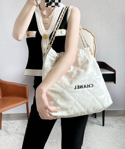 Chan New 22bag medium tote bag