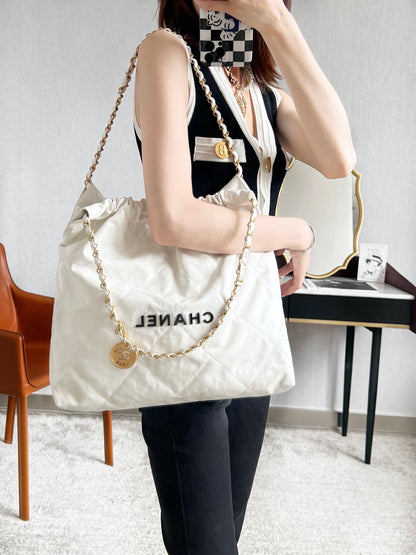 Chan New 22bag medium tote bag