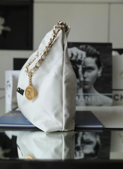 Chan New 22bag medium tote bag