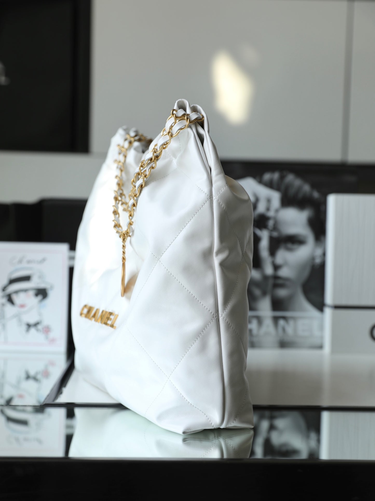 Chan New 22bag  tote bag