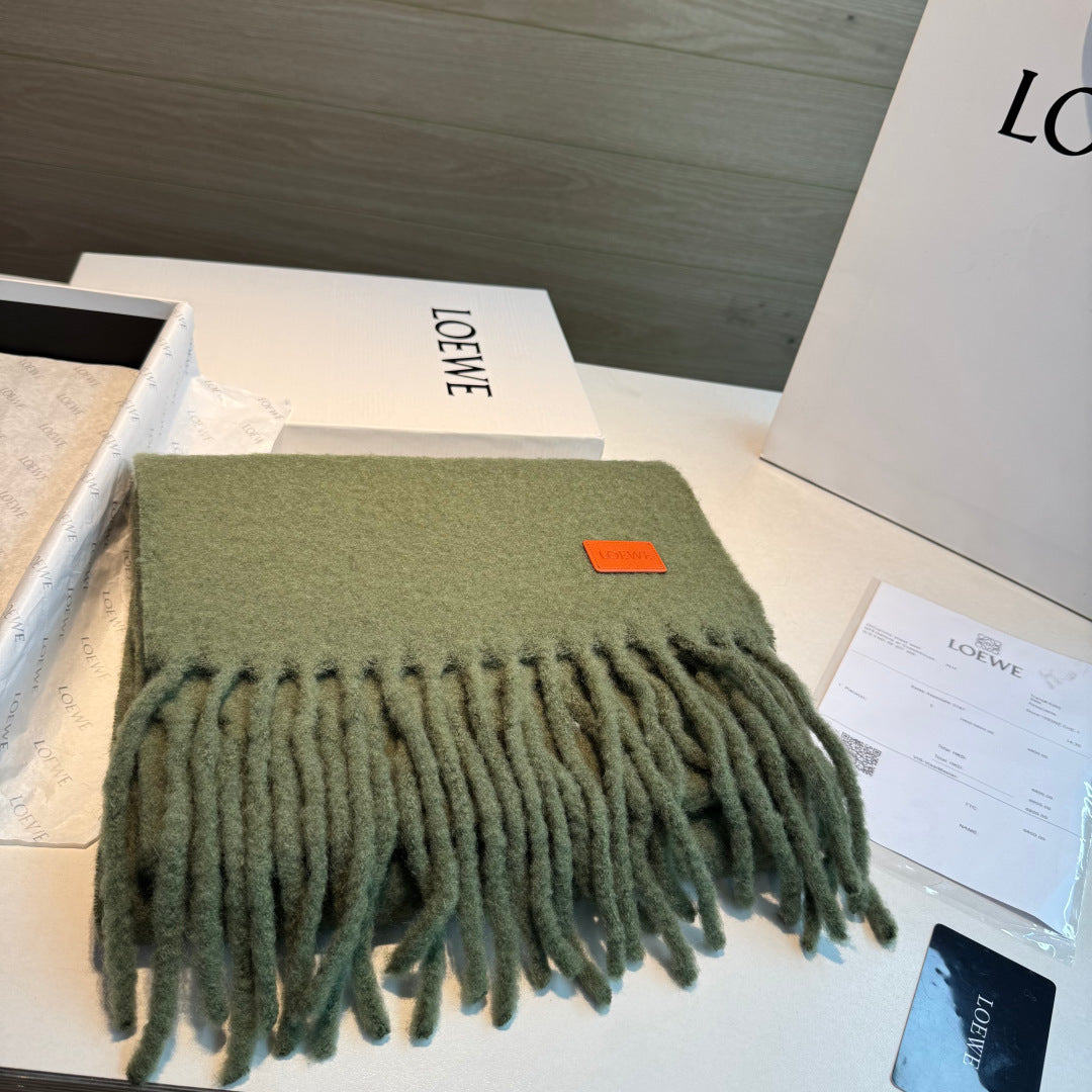 Loew new scarf