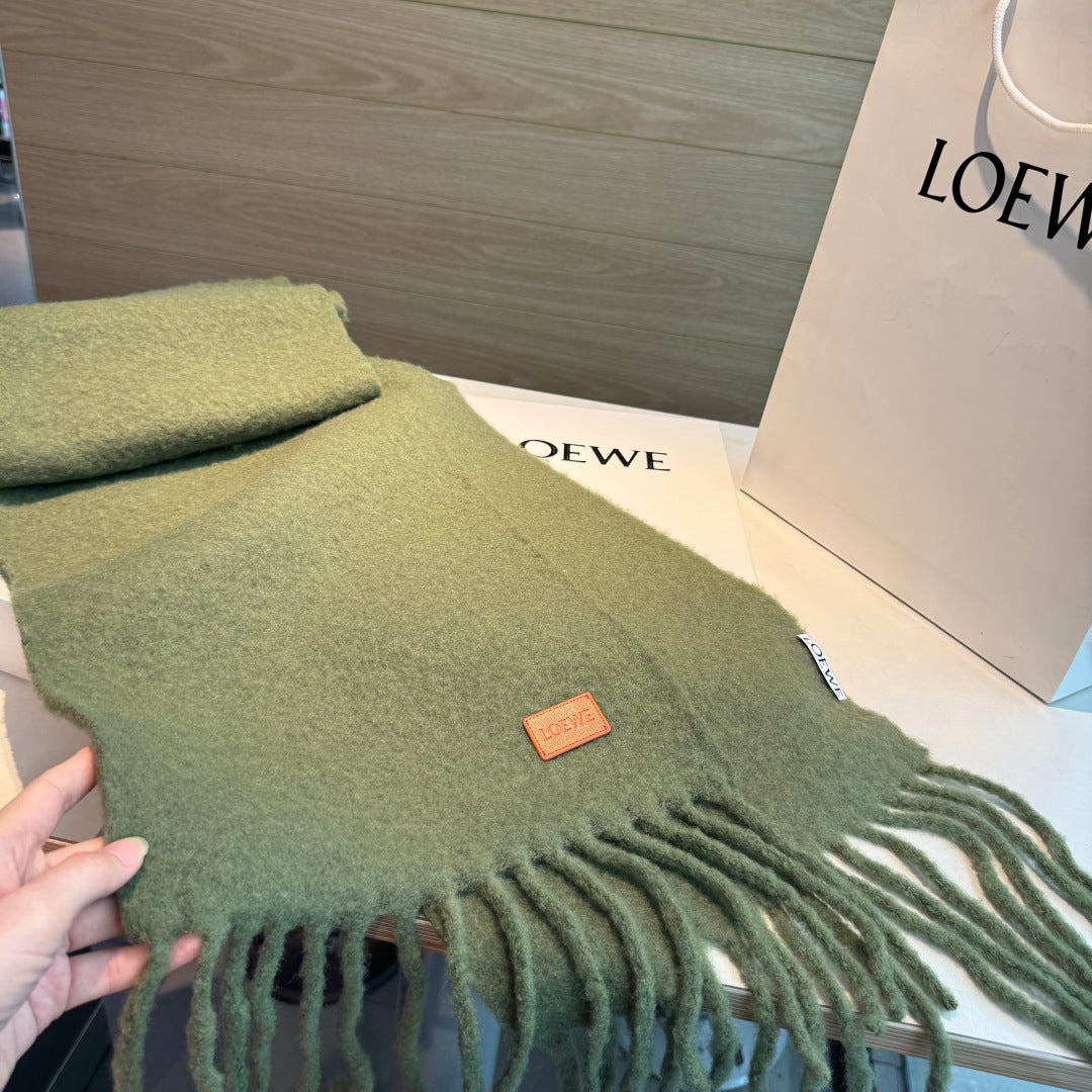 Loew new scarf