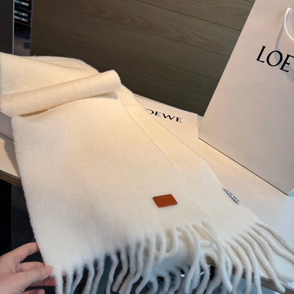 Loew new scarf