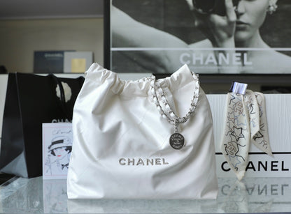 Chan New 22bag tote bag
