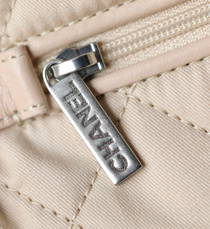 Chan New 22bag tote bag