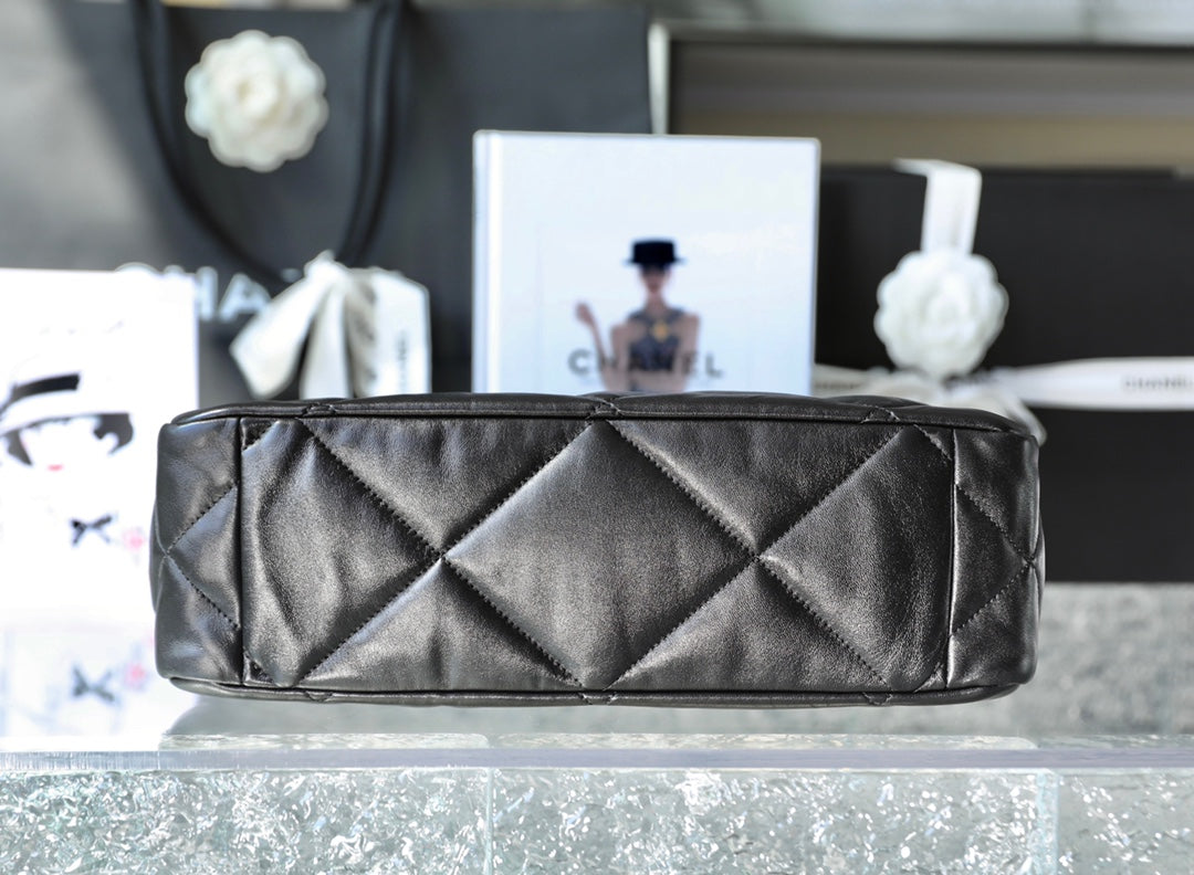 Chan New 22k shopping bag