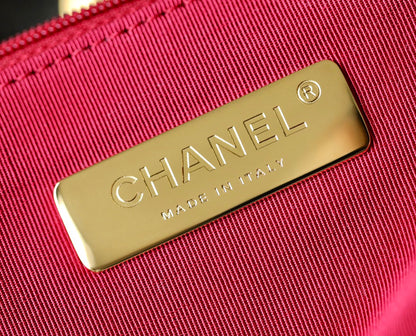 Chan New 22b shopping bag