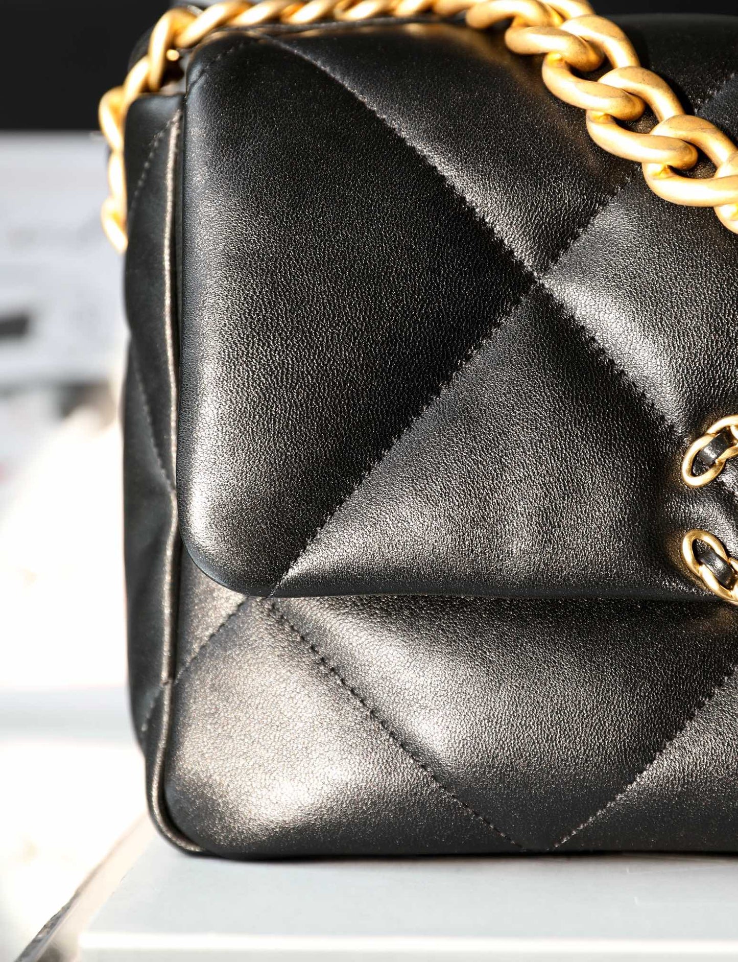 Chan New 19bag crossbody bag