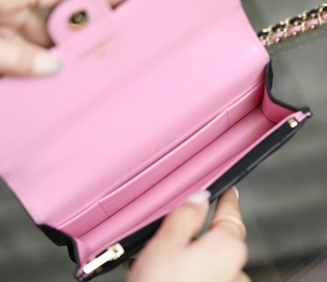 Chan New 23p mobile phone bag