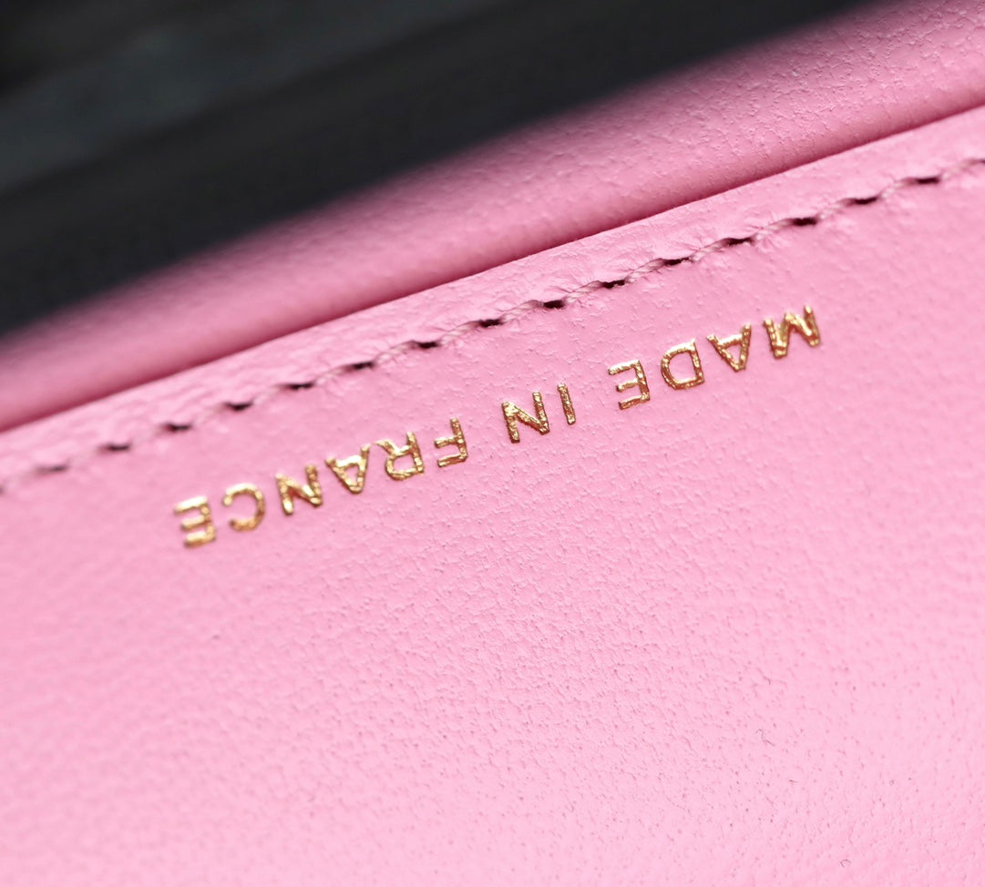 Chan New 23p mobile phone bag