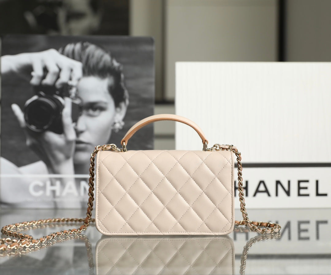 Chan New 23p mobile phone bag