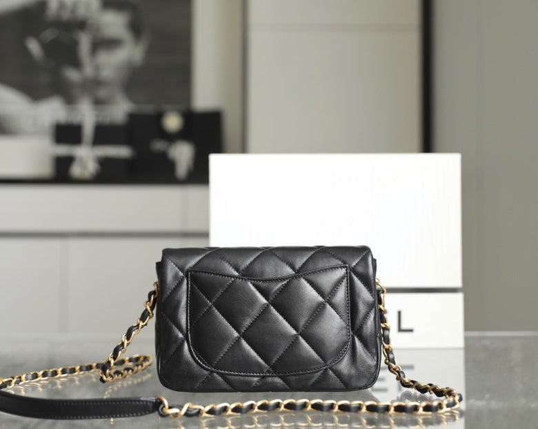 Chan New 23p mobile phone bag