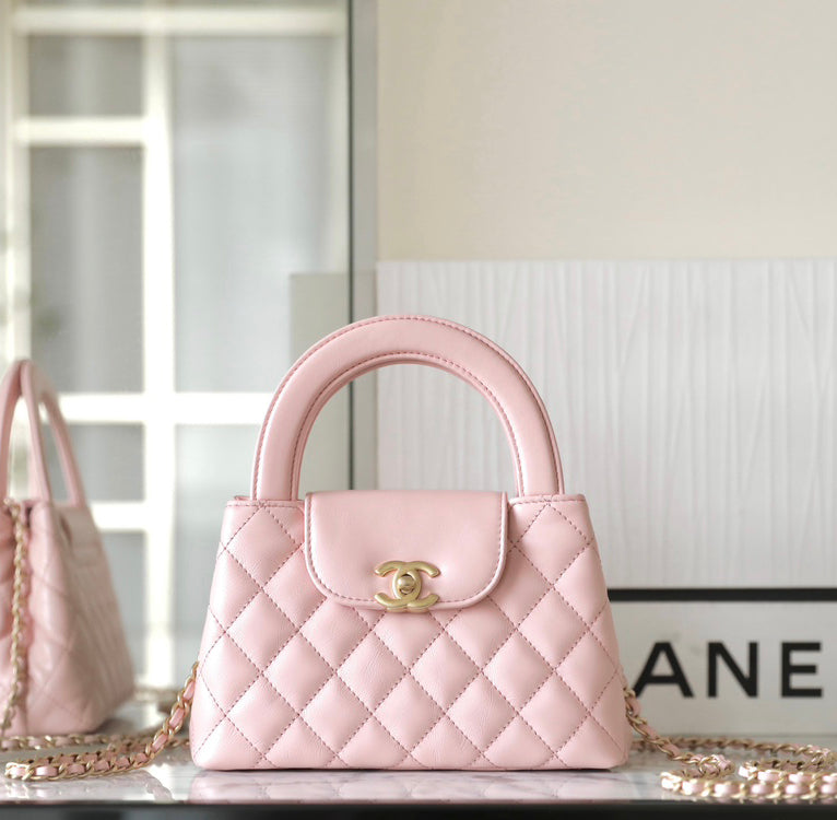 Chan New 23s kelly Hand chain bag