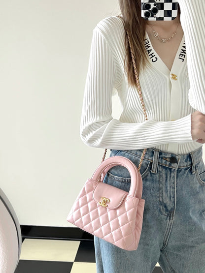 Chan New 23s kelly Hand chain bag