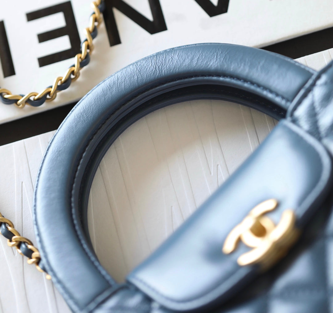 Chan New 23s kelly Hand chain bag