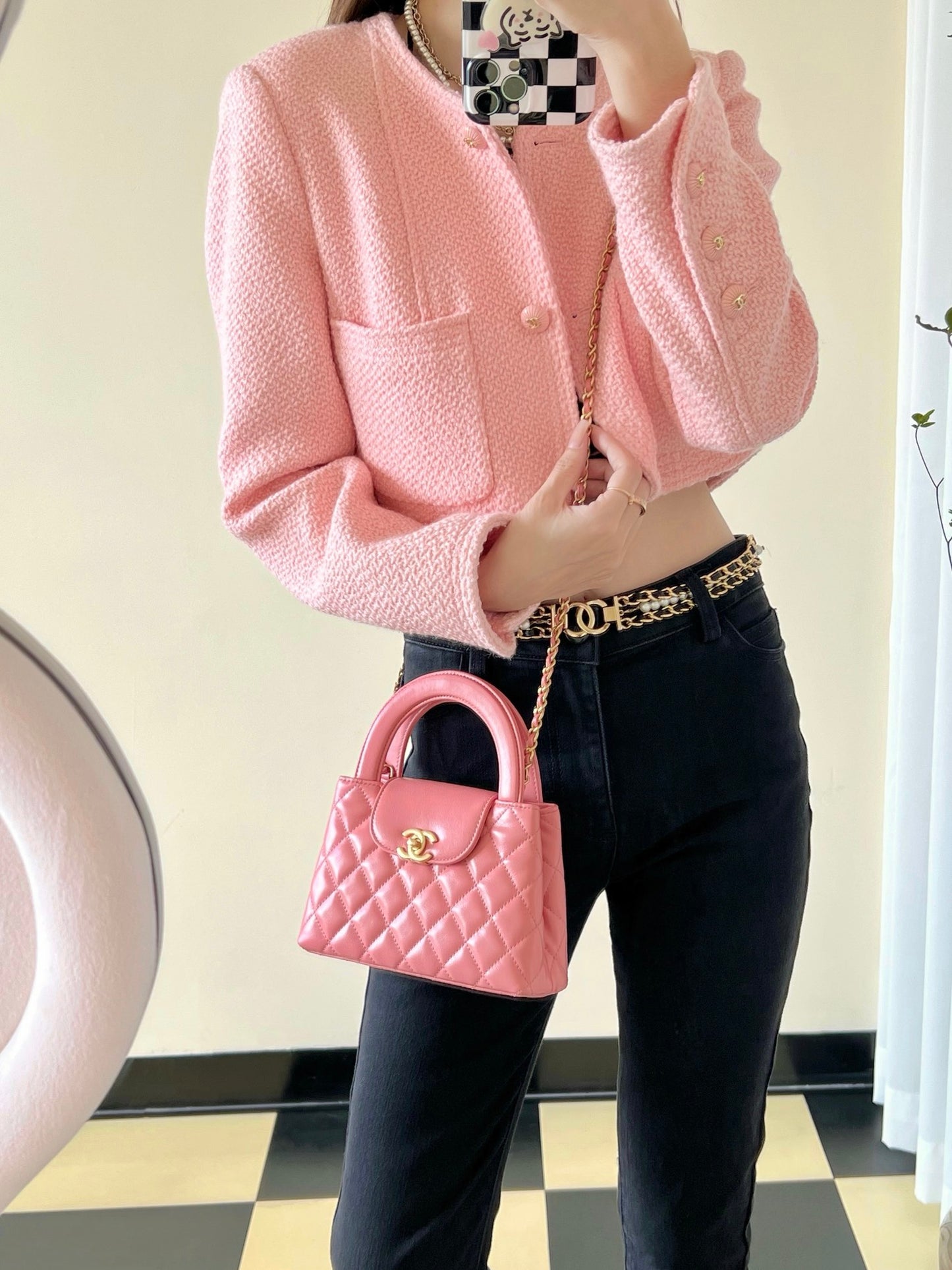 Chan New 23s kelly Hand chain bag