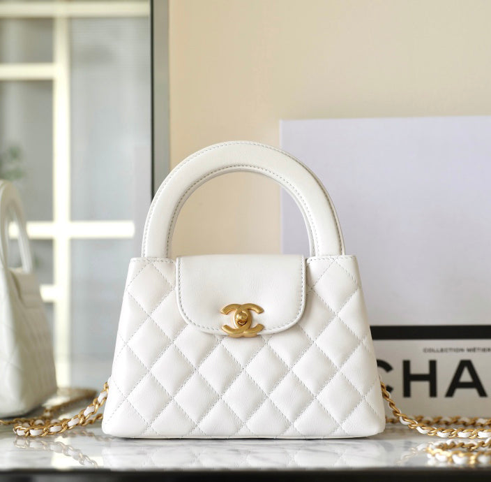 Chan New 24p kelly Hand chain bag