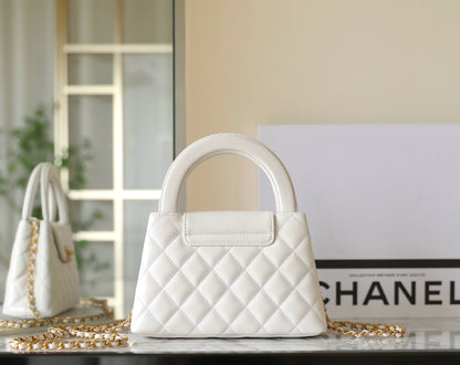 Chan New 24p kelly Hand chain bag