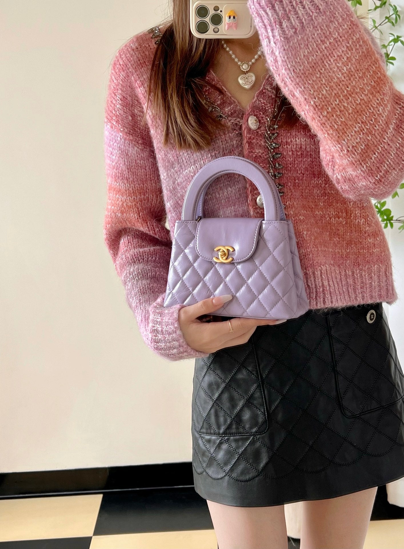 Chan New 24p kelly Hand chain bag