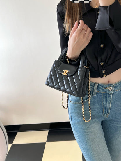 Chan New 23k kelly Hand chain bag