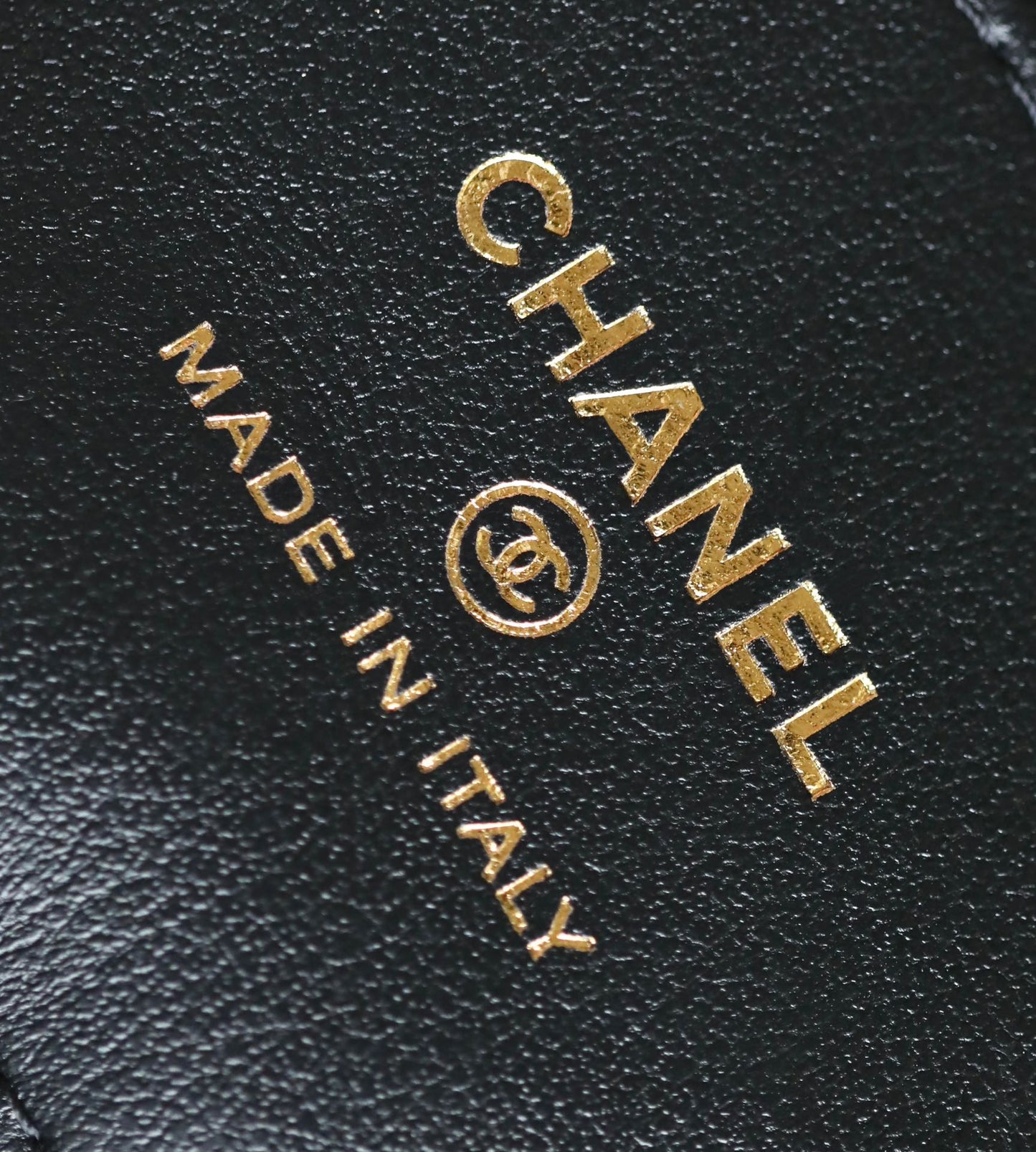 Chan New 23k kelly Hand chain bag