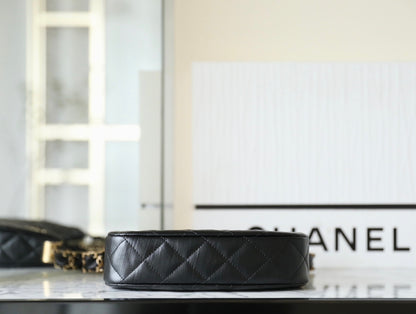 Chan New 19 hobo armpit bag