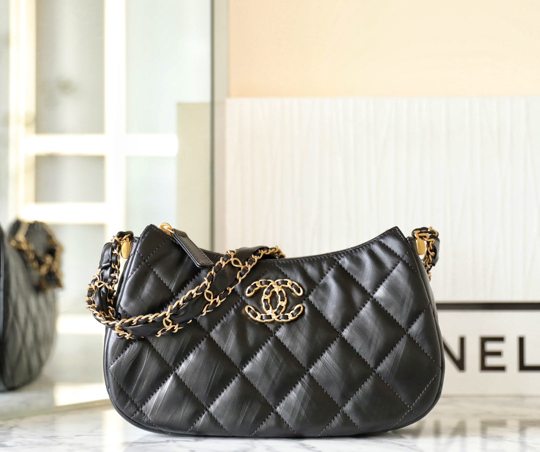 Chan New 19 hobo armpit bag