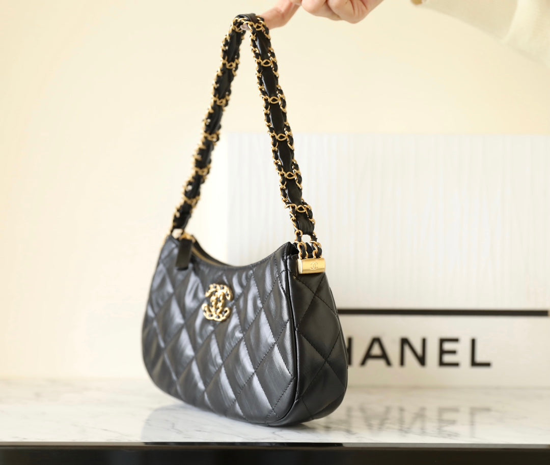 Chan New 19 hobo armpit bag